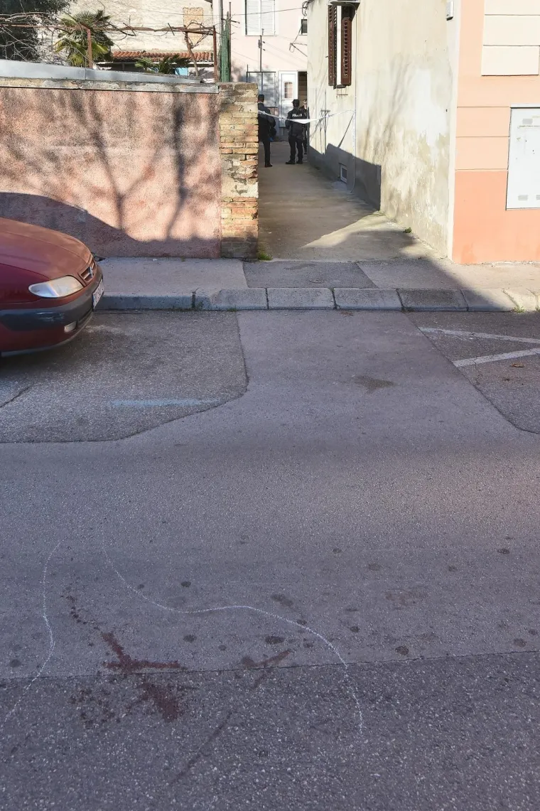 Mjesto užasa u Puli: Sve je bilo puno krvi! U zgradi pronađen izboden mladić