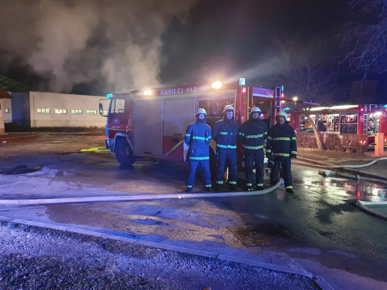Veliki požar u Termama Čatež, omiljenom odredi&scaron;tu Hrvata: 'Izgorjelo je do temelja. Jo&scaron; smo u &scaron;oku'