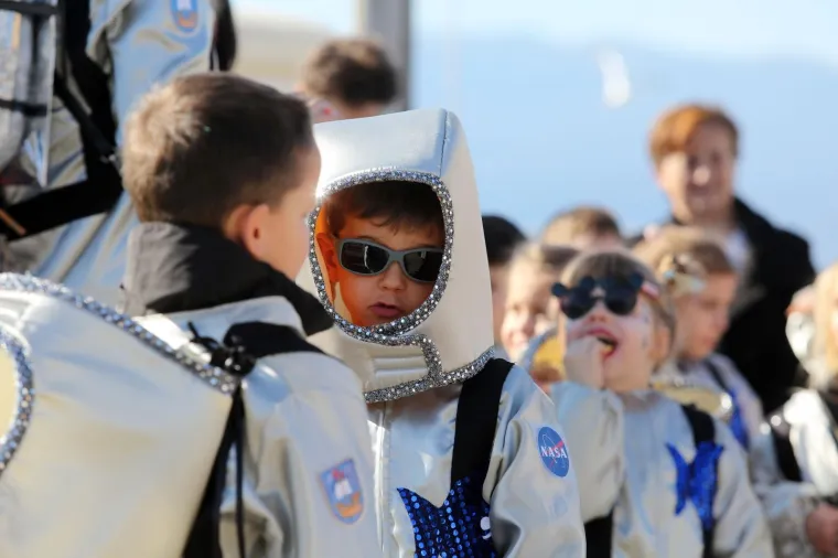 &Scaron;arenilo u srcu Rijeke: Vi&scaron;e od 2500 mali&scaron;ana sudjelovalo je u karnevalskoj povorci