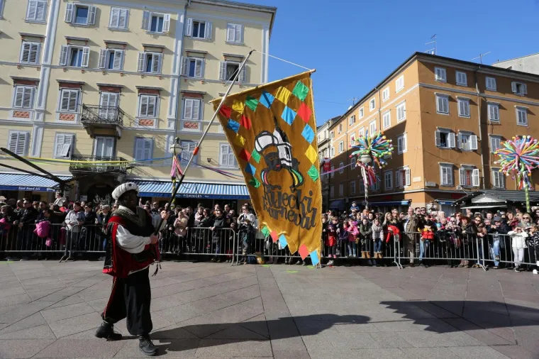 &Scaron;arenilo u srcu Rijeke: Vi&scaron;e od 2500 mali&scaron;ana sudjelovalo je u karnevalskoj povorci