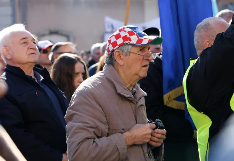 Prosvjed branitelja u Samoboru protiv Beljaka: 'Cilj nam je zaustaviti građanski rat koji se događa'
