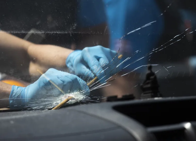 Policija likvidirala sumanutog vojnika: Ubio je 26, ranio 52 ljudi, a sve zbog bizarne osvete!