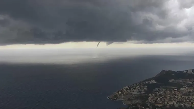U Dubrovniku pijavice i funeli: Očekuje se pravo nevrijeme!
