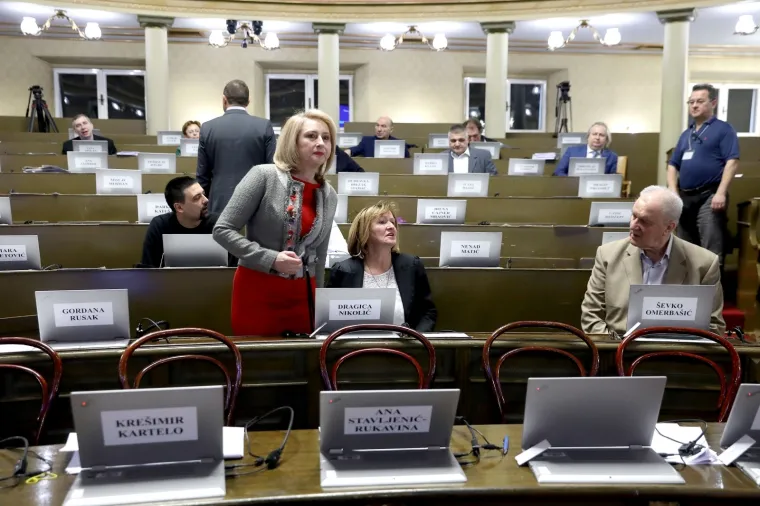Sjednica zagrebačke Gradske skup&scaron;tine nastavljena je raspravom o izmjenama i dopunama GUP-a