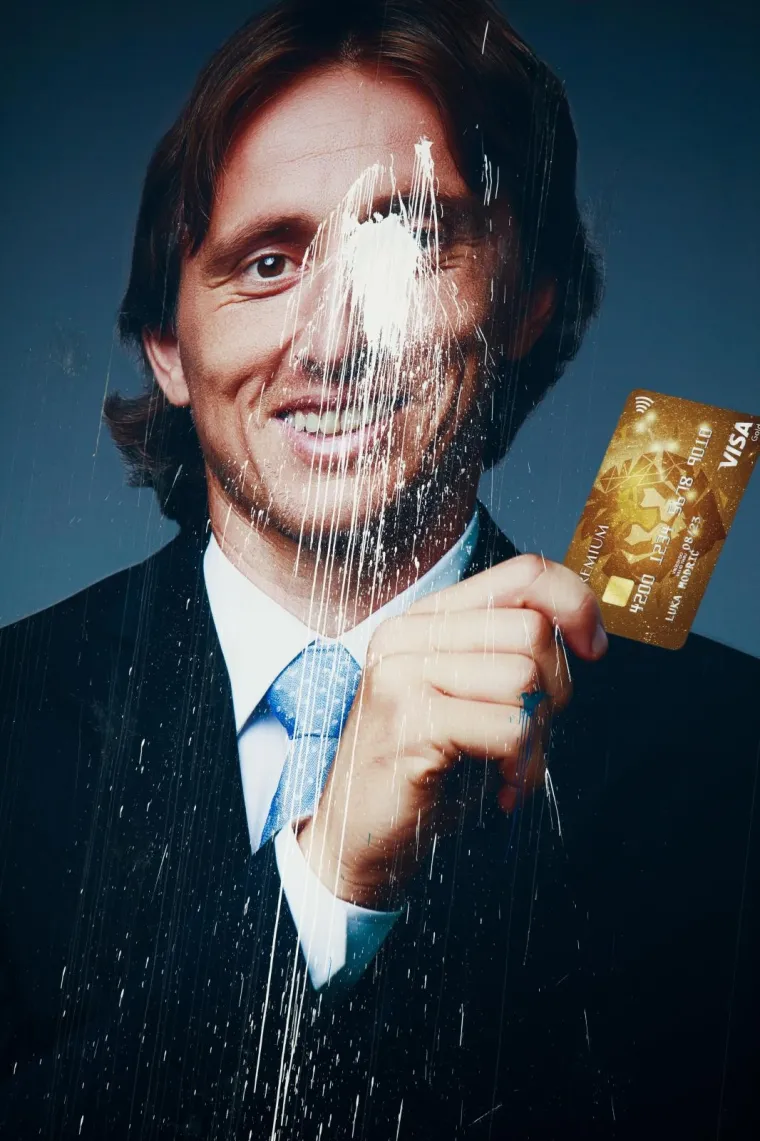 10.02.2020., Split - Novo djecje igraliste  u ulici Ljudevita Posavskog isprskano bojom jer je meta bio plakat Luke Modica koji se nalazi neposredno pored. 
Photo: Milan Sabic/PIXSELL