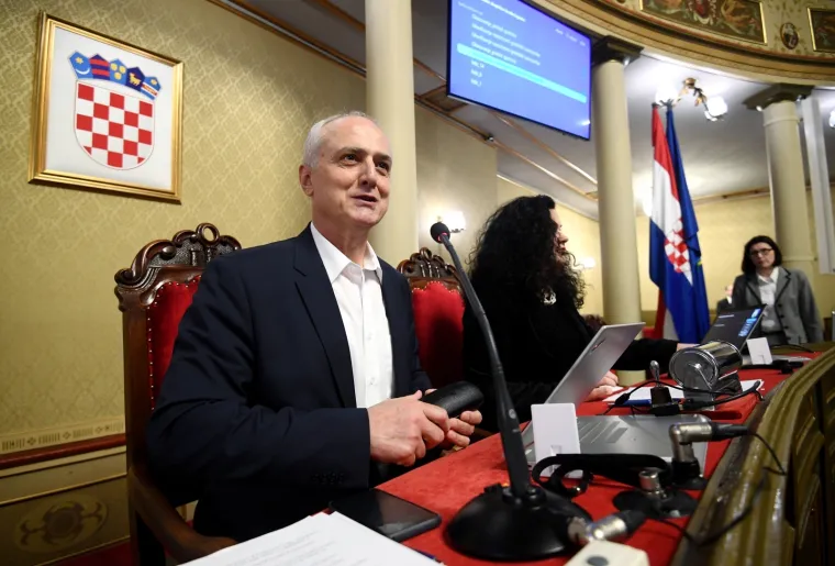 Stanka u Skup&scaron;tini: 'Besramna politička trgovina HDZ-a i Bandića oko GUP-a je i dalje u tijeku'