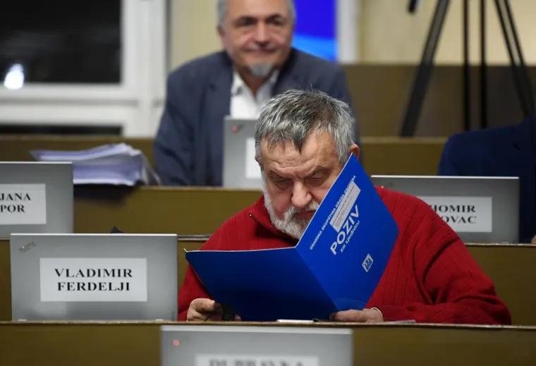 Stanka u Skup&scaron;tini: 'Besramna politička trgovina HDZ-a i Bandića oko GUP-a je i dalje u tijeku'