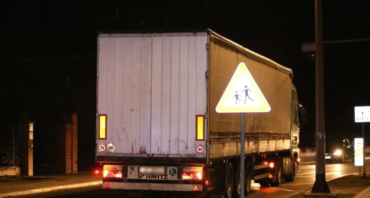 Te&scaron;ka nesreća u Čakovcu: Vozač kamiona nije vidio mu&scaron;karca kako leži na kolniku pa ga pregazio