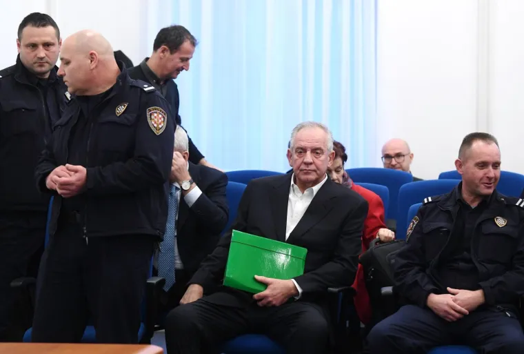 Sanader iznosi svoju obranu