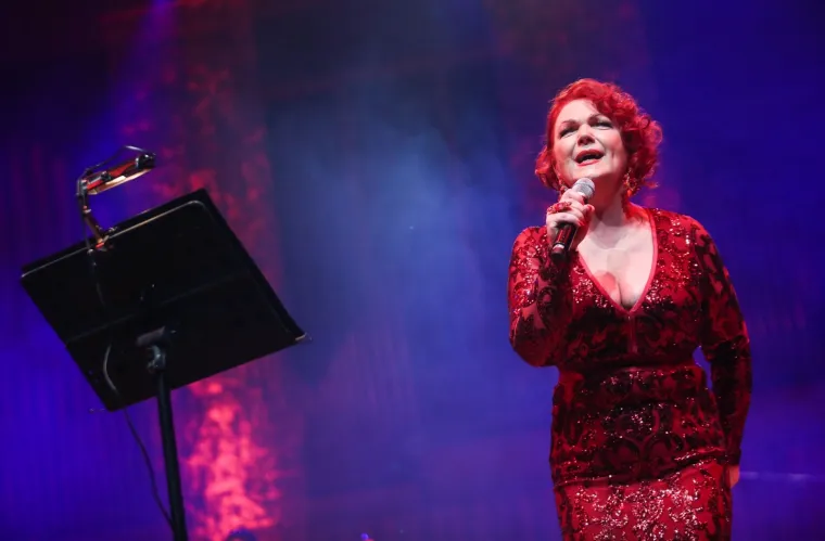 GUP mu nije pokvario raspoloženje: Nasmijani Bandić na koncertu dive u Lisinskom!