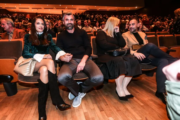 GUP mu nije pokvario raspoloženje: Nasmijani Bandić na koncertu dive u Lisinskom!