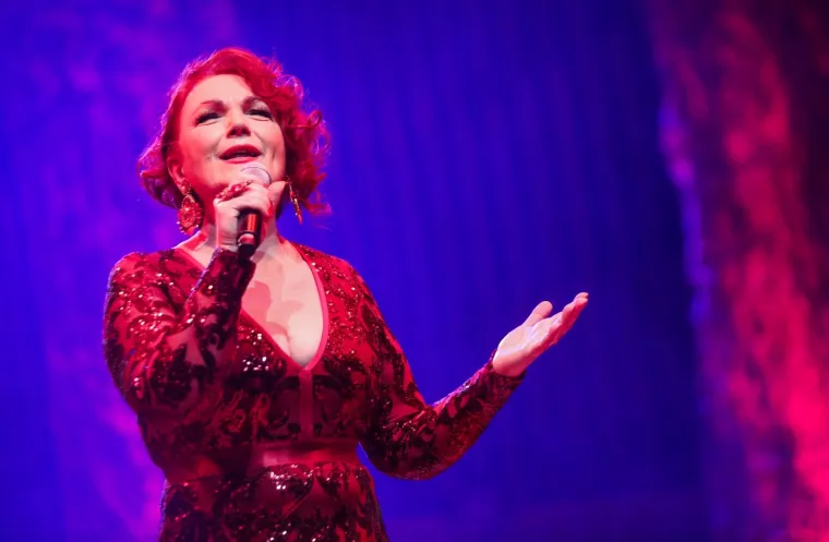 GUP mu nije pokvario raspoloženje: Nasmijani Bandić na koncertu dive u Lisinskom!