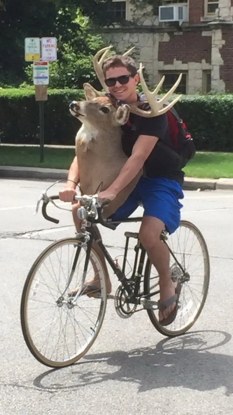 PA &Scaron;TO SE TO DOGAĐA S DANA&Scaron;NJIM LJUDIMA? Svakom nas fotografijom sve vi&scaron;e zbunjuju