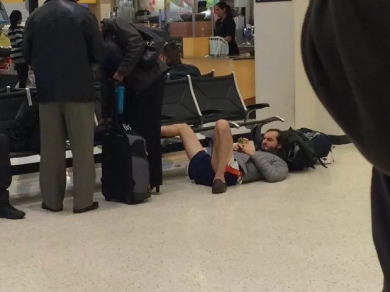 PA &Scaron;TO SE TO DOGAĐA S DANA&Scaron;NJIM LJUDIMA? Svakom nas fotografijom sve vi&scaron;e zbunjuju