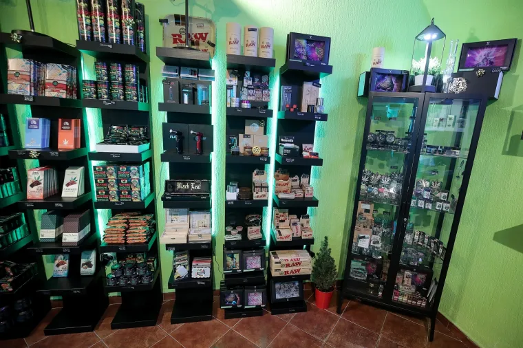 Cvijet i ulje kanabisa, čajevi, kozmetika, čokolada - pogledajte &scaron;to sve i po kojim cijenama možete kupiti od konoplje