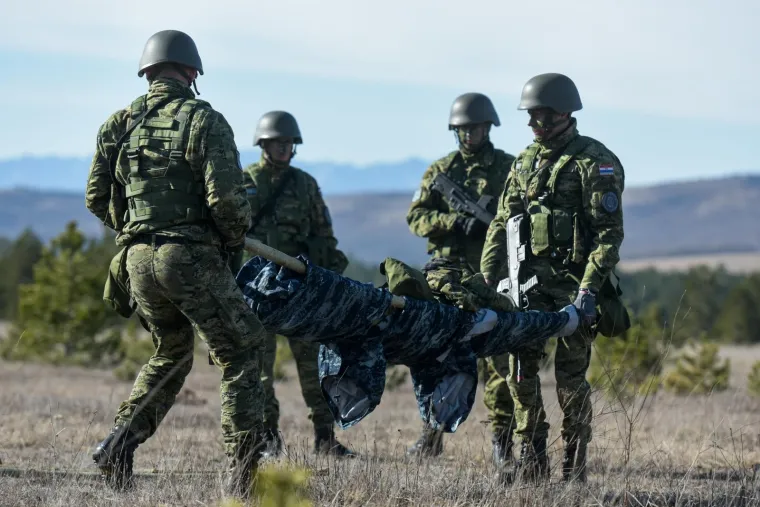 U zimskom vojnom kampu 30 posto kadetkinja: 'Bitno je da radimo kao jedno, kao tim. Stoga nema razlike'