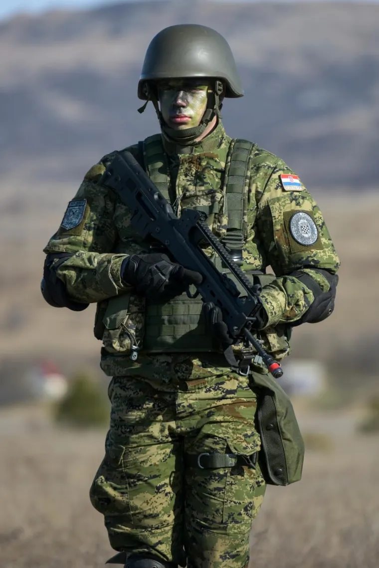 U zimskom vojnom kampu 30 posto kadetkinja: 'Bitno je da radimo kao jedno, kao tim. Stoga nema razlike'