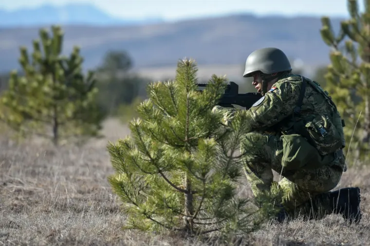 U zimskom vojnom kampu 30 posto kadetkinja: 'Bitno je da radimo kao jedno, kao tim. Stoga nema razlike'