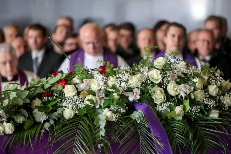 Tuga na Mirogoju: Obitelj, prijatelji i poznanici oprostili se od maestra Vladimira Kranjčevića