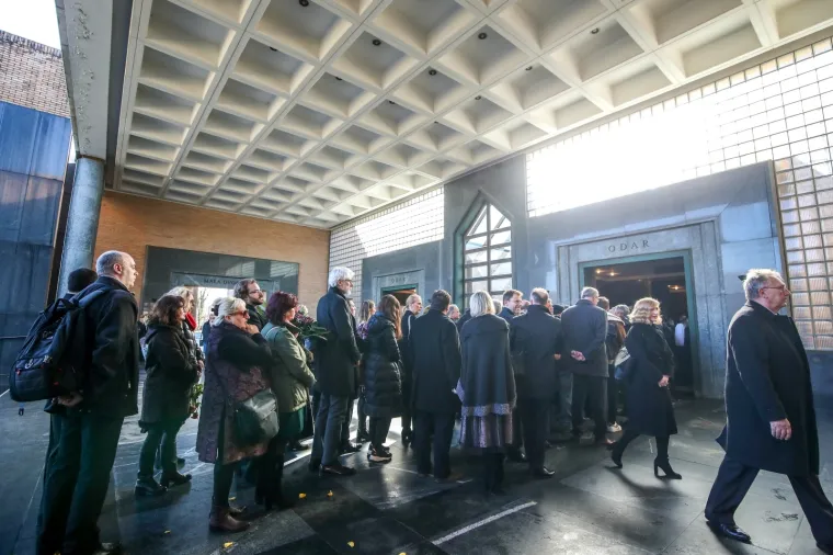 Tuga na Mirogoju: Obitelj, prijatelji i poznanici oprostili se od maestra Vladimira Kranjčevića