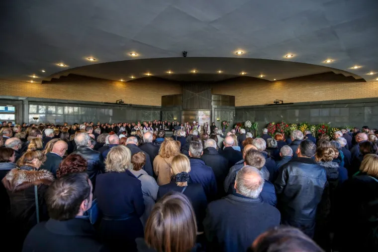 Tuga na Mirogoju: Obitelj, prijatelji i poznanici oprostili se od maestra Vladimira Kranjčevića