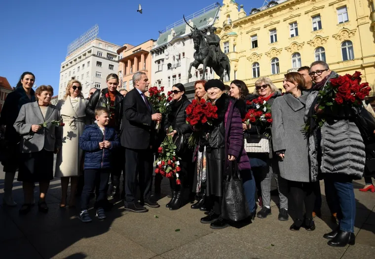 Milan Bandić proslavio Valentinovo skromnije nego pro&scaron;lih godina: 'Nema ljubavi u politici'