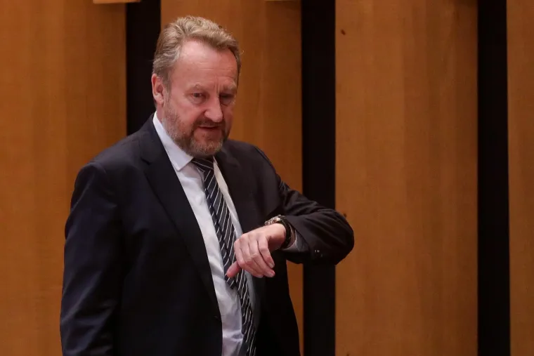 Srpski zastupnici u parlamentu BiH počeli provoditi blokadu njegova rada