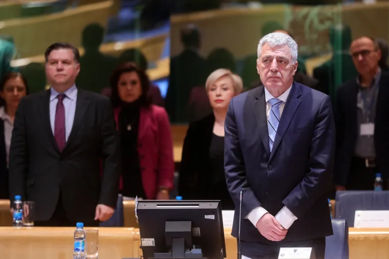 Srpski zastupnici u parlamentu BiH počeli provoditi blokadu njegova rada