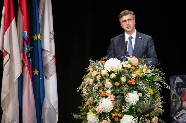 Tko je Andrej Plenković? Predsjednik HDZ-a kojeg optužuju da je faraon, ljevičar, europski poslu&scaron;nik...