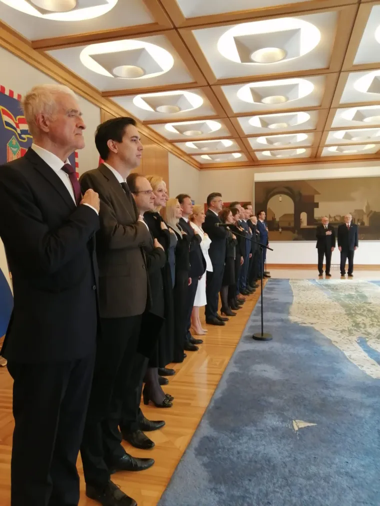 Predsjednica Kolinda Grabar-Kitarović posthumno odlikovala kardinala Franju Kuharića