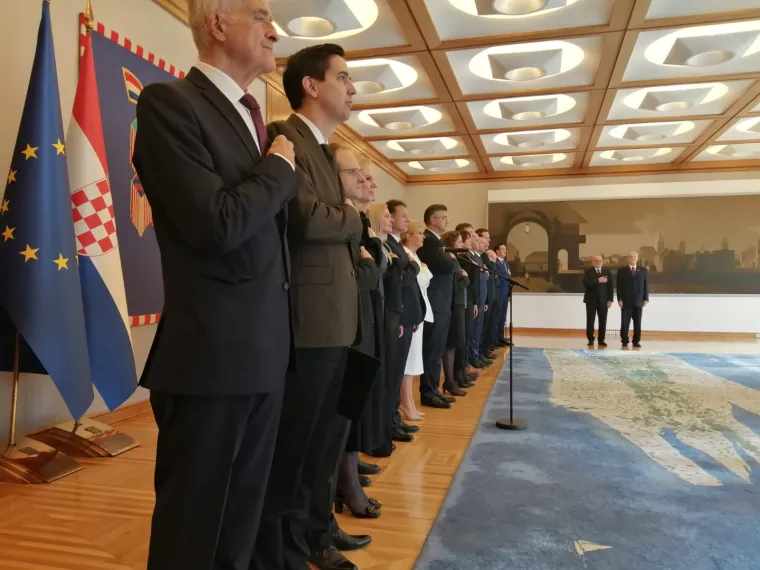 Predsjednica Kolinda Grabar-Kitarović posthumno odlikovala kardinala Franju Kuharića