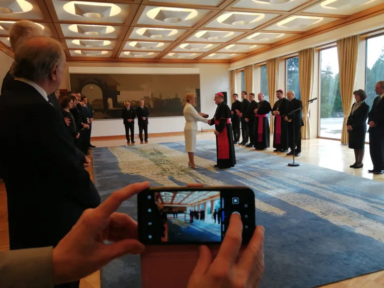 Predsjednica Kolinda Grabar-Kitarović posthumno odlikovala kardinala Franju Kuharića