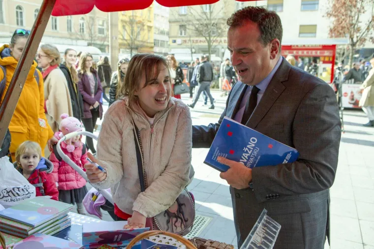 Hrabra Antonija je svoju borbu s rakom opisala u slikovnici
