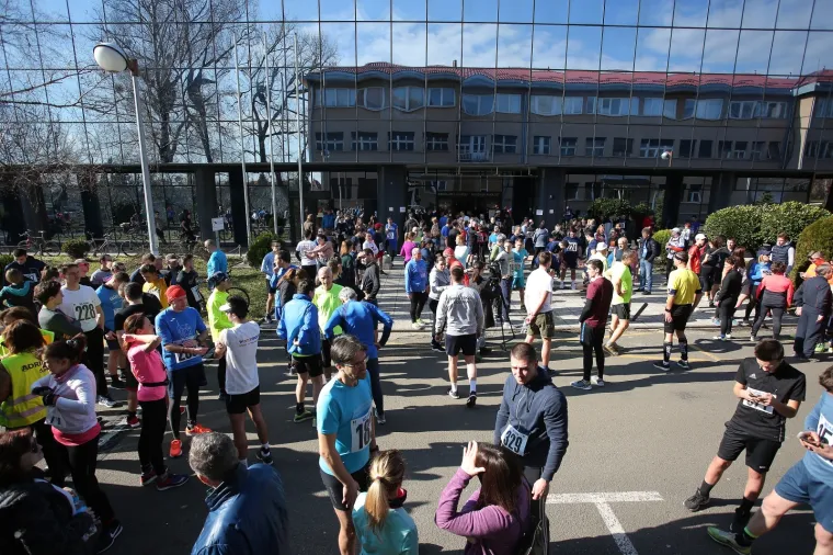 Sinonim za veljaču i pogled prema proljeću: Održana 13. po redu Cestovna utrka '162 stube'