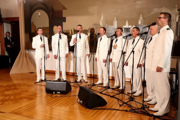 Pantovčak se na veliko priprema za inauguraciju novog predsjednika Zorana Milanovića