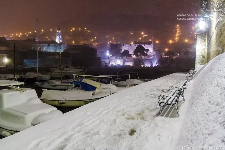 Ovako je izgledao Dubrovnik prije točno 11 godina! Poharala ga je jedna od najjačih snježnih mećava 'Tara'
