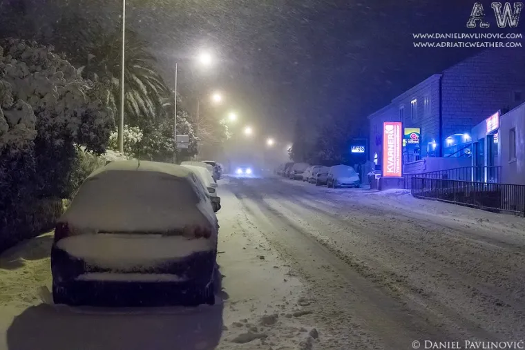 Ovako je izgledao Dubrovnik prije točno 11 godina! Poharala ga je jedna od najjačih snježnih mećava 'Tara'