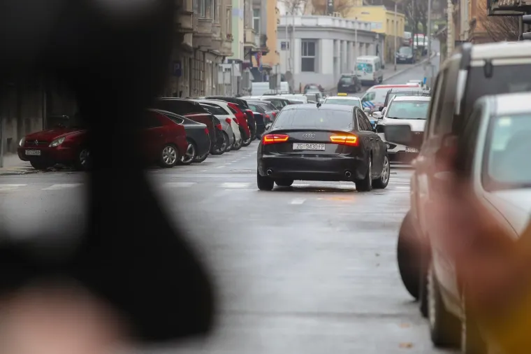 Milanović u crnoj limuzini krenuo na Pantovčak: Sve je spremno za inauguraciju