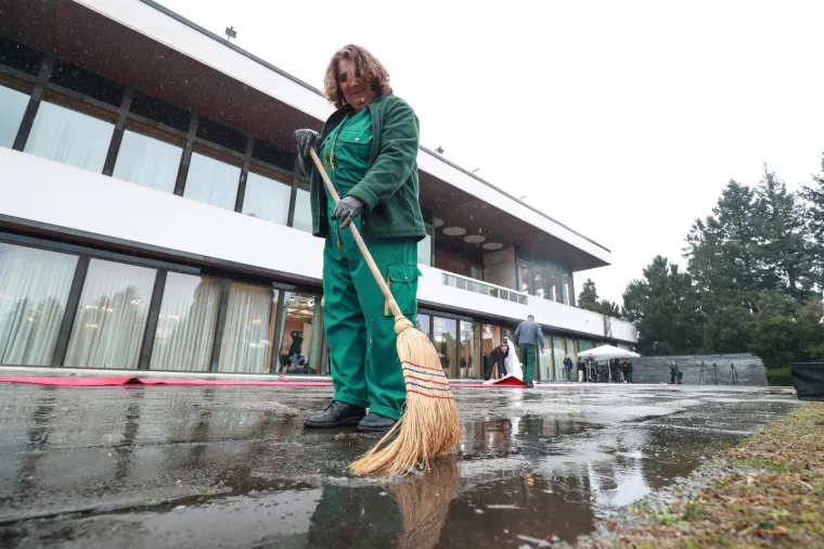 Milanović u crnoj limuzini krenuo na Pantovčak: Sve je spremno za inauguraciju