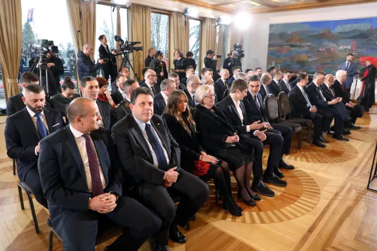 Zagreb, 18.02.2020 - Sve&egrave;ana ceremonija inauguracije izabranog predsjednika Republike Hrvatske Zorana Milanovi&aelig;a. Na slici uzvanici tijekom pripreme za inaguruaciju.
foto HINA/ Damir SEN&Egrave;AR/ t