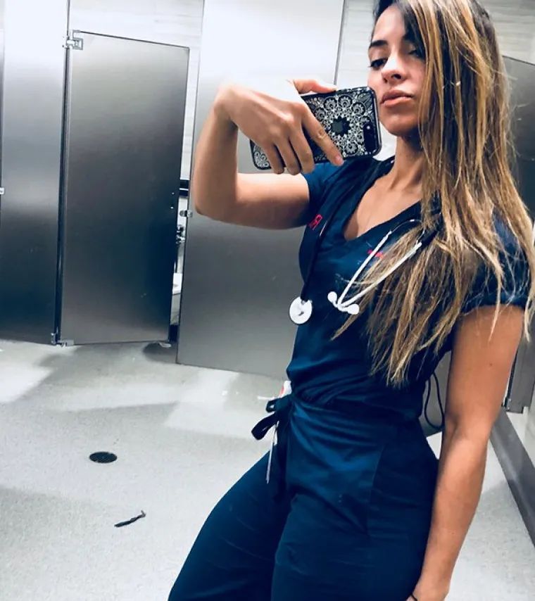 ZVALI BI HITNU SVAKI DAN: Zgodna medicinska sestra malo koga ostavlja ravnodu&scaron;nim