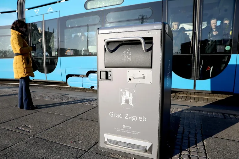 Revolucija u Zagrebu! Stigle pametne kante koje ne smrde, ali i javljaju kad su prepune otpada