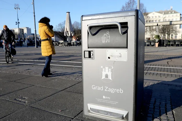 Revolucija u Zagrebu! Stigle pametne kante koje ne smrde, ali i javljaju kad su prepune otpada