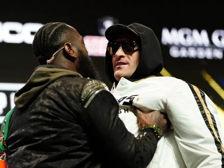 Fury i Wilder počeli su se naguravati, a skoro su se i potukli.