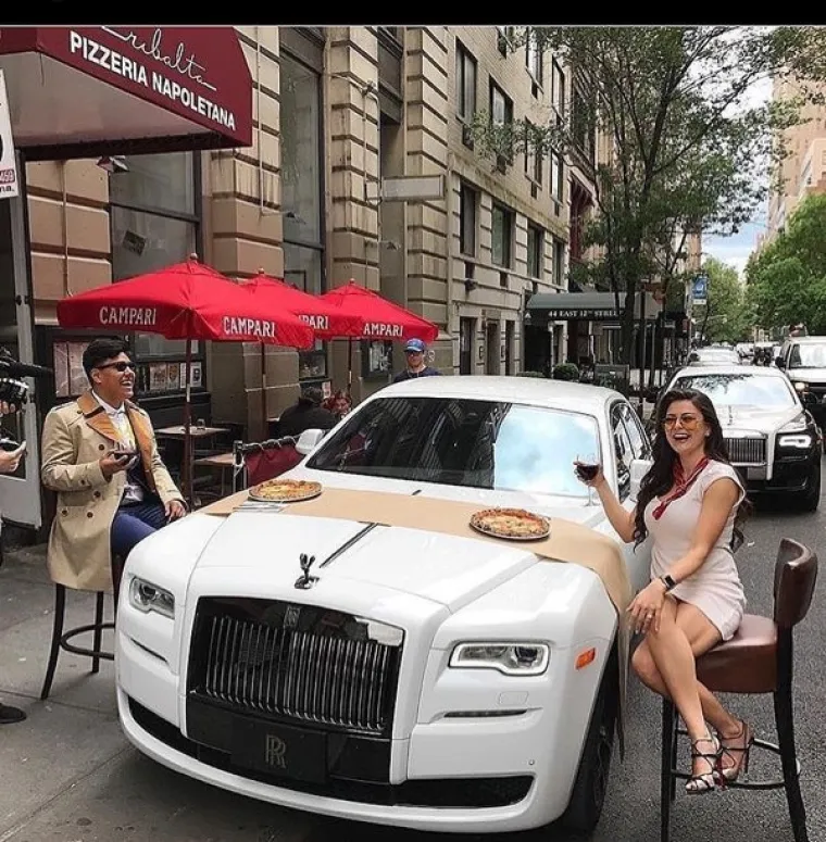 ONI SU MLADI, ZGODNI I BRUTALNO BOGATI: Hvale se svojim životom na dru&scaron;tvenim mrežama i nije ih briga &scaron;to netko o tome misli