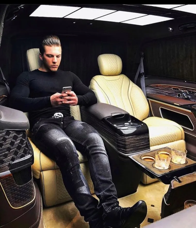 ONI SU MLADI, ZGODNI I BRUTALNO BOGATI: Hvale se svojim životom na dru&scaron;tvenim mrežama i nije ih briga &scaron;to netko o tome misli