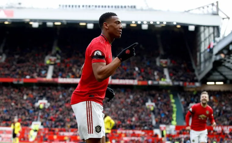 [FOTO] NIKAD OVAKO NE&Scaron;TO NIJE IZVEO: Old Trafford je nakon toga pao u trans; Ovo je za rubriku vjerovali ili ne