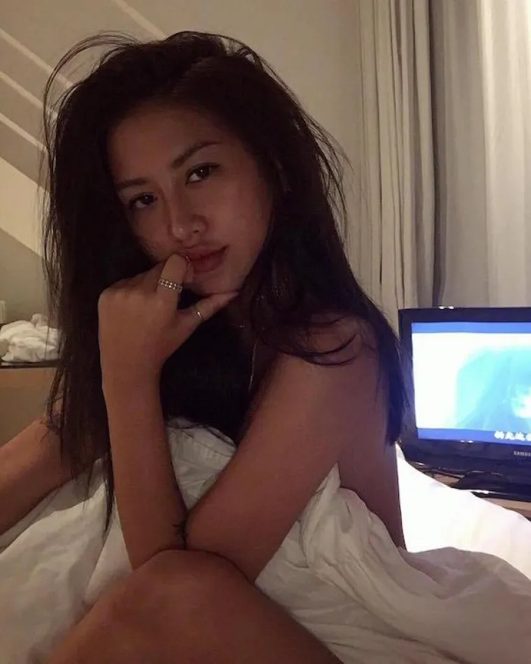 DVOBOJ MEDICINSKIH SESTARA: Obje rasplamsavaju ma&scaron;tu mu&scaron;karaca, a vi odlučite koja je bolja u ubrzavanju rada srca?