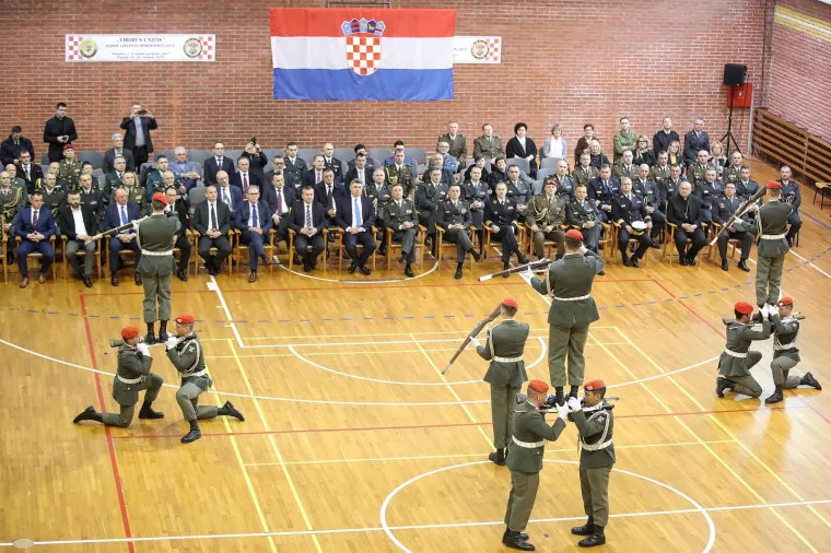 Predsjednik Milanović poslao poruku vojnicima: 'Ostanite elita, vi ste izabrani jer ste bolji od ostalih'