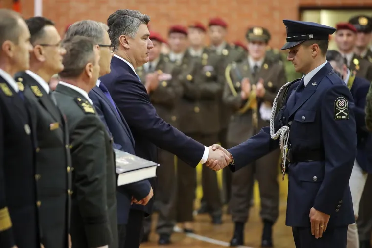 Predsjednik Milanović poslao poruku vojnicima: 'Ostanite elita, vi ste izabrani jer ste bolji od ostalih'